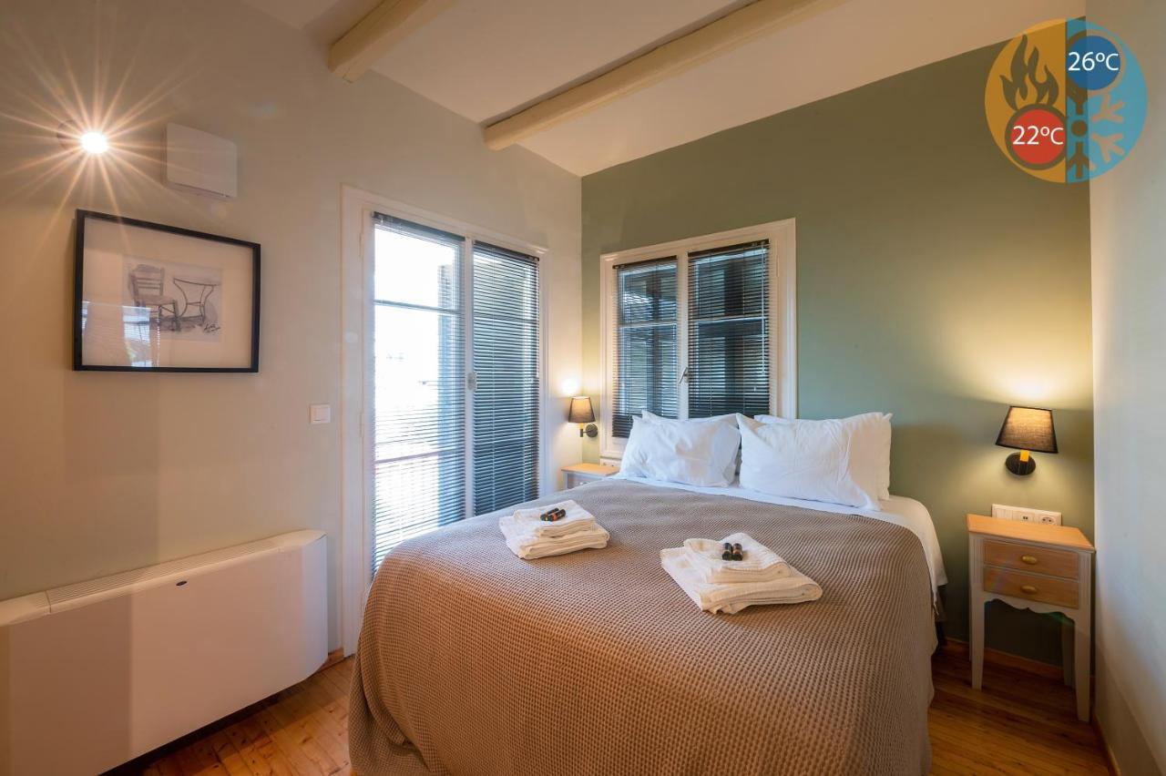 Tinas Home - Kalamata Mediterranean Villas ภายนอก รูปภาพ